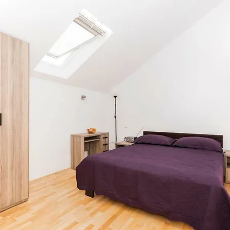 Kurika * 希贝尼克