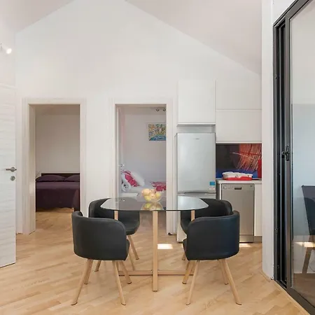 Apartment Kurika *