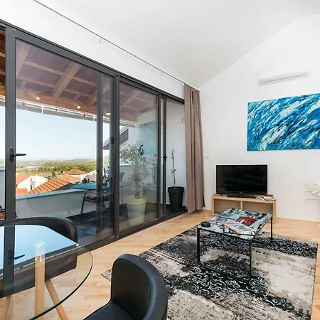 Apartment Kurika *